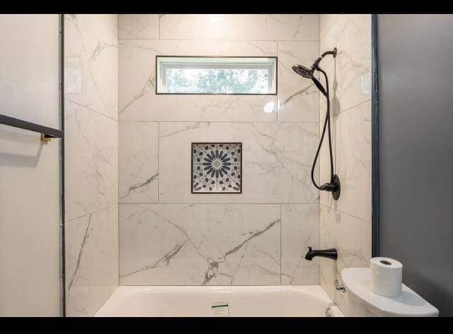 205 Maple St, Atlanta, GA 30354 - full bathroom featuring toilet and shower / bathtub combination
