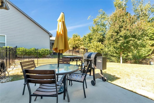6628 Rivergreen Rd, Flowery Branch, GA 30542 - view of patio featuring outdoor dining area