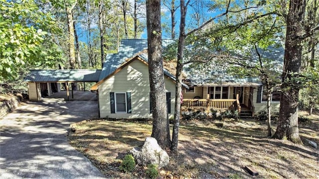 view of front of house with a carport