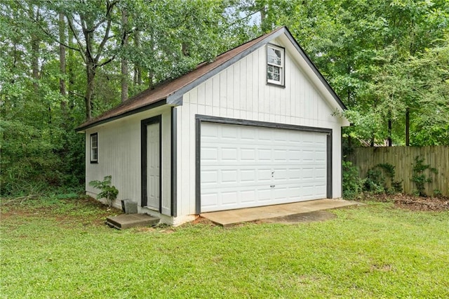 1694 Pheasant Dr, Atlanta, GA 30238 - view of detached garage
