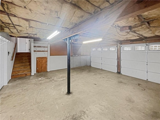 31 Mariner Way SE, Acworth, GA 30102 - garage featuring a garage door opener