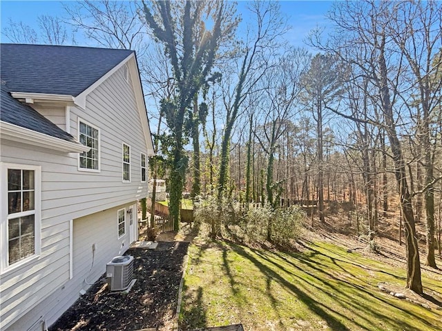 31 Mariner Way SE, Acworth, GA 30102 - view of yard featuring central AC