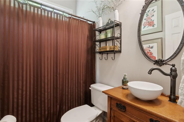 2713 Misty Rock Cv, Dacula, GA 30019 - full bath with vanity and curtained shower