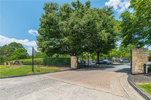 exterior space featuring a lawn