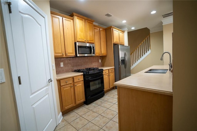 2548 Gadsen Walk, Duluth, GA 30097 - kitchen with recessed lighting, stainless steel appliances, visible vents, a sink, and tasteful backsplash