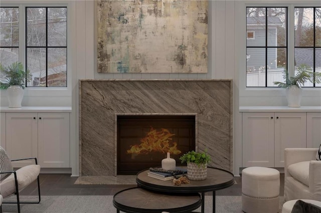 56 Pine St, Roswell, GA 30075 - view of living room