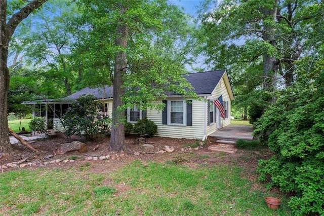 711 S Pine Hill Rd, Griffin, GA 30224 - view of home's exterior featuring a shingled roof
