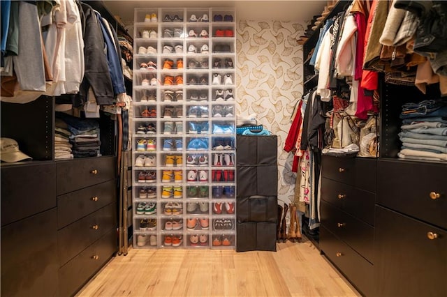 1122 Rice St NW, Atlanta, GA 30318 - walk in closet featuring light wood-style floors