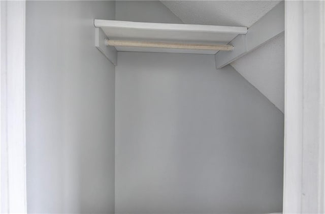 128 Evergreen Trl Unit 4, Cartersville, GA 30121 - view of walk in closet