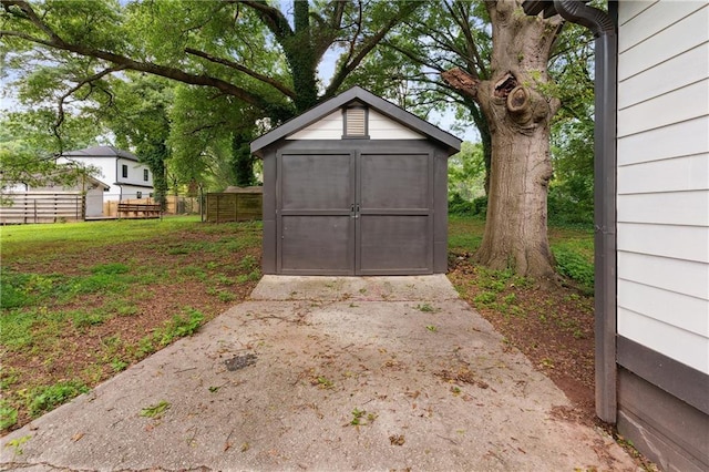 view of outdoor structure