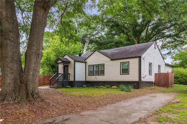 view of front of property