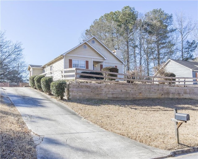 view of front of property