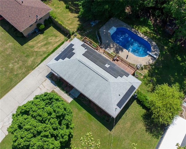 724 Camelot Way, Norcross, GA 30071 - view of subject property featuring a pool