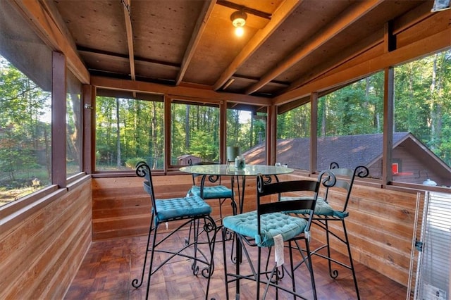 view of sunroom / solarium