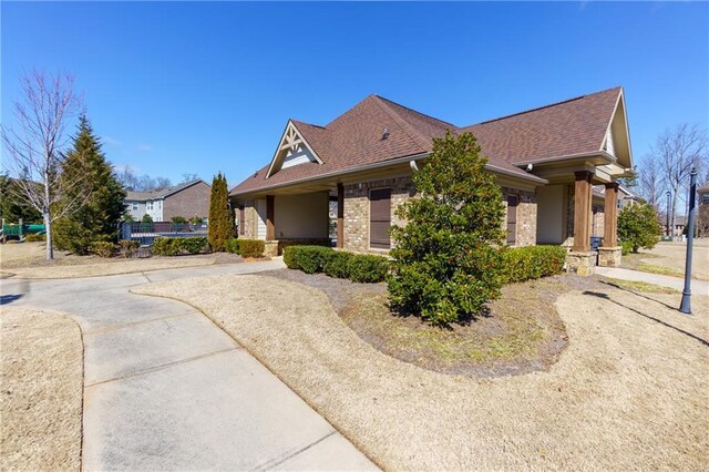5910 Roxboro Ct, Cumming, GA 30040 - view of front facade with a shingled roof