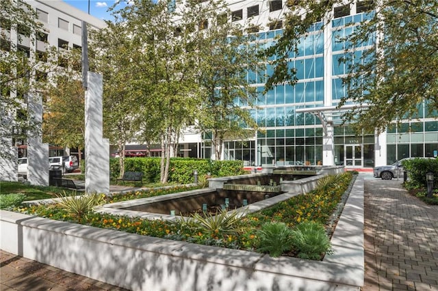 3324 Peachtree Rd NE Unit 1813, Atlanta, GA 30305 - view of property's community