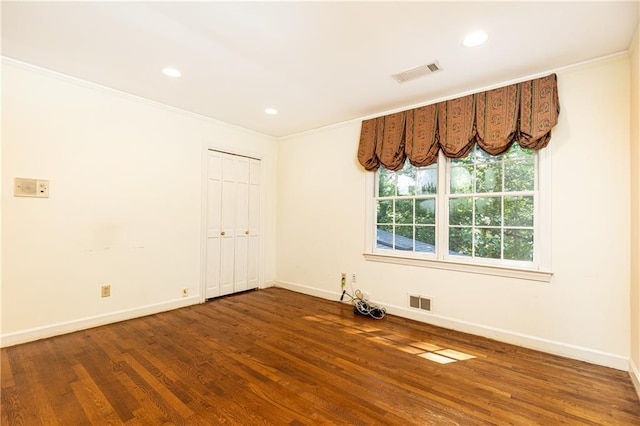 5287 Vernon Lake Dr, Atlanta, GA 30338 - empty room with baseboards, ornamental molding, wood finished floors, and recessed lighting