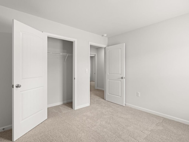 885 Lost Creek Blvd, Dallas, GA 30132 - unfurnished bedroom with carpet and a closet