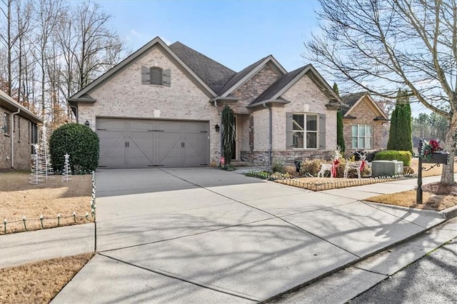 view of front facade with a garage