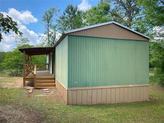 view of side of property