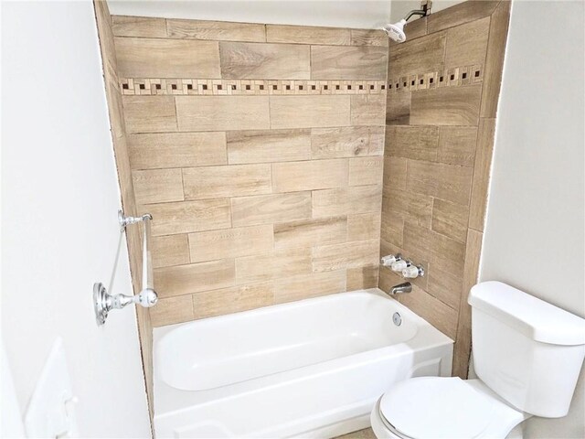 4093 Chapel Mill Bnd, Decatur, GA 30034 - full bath with toilet and shower / bathtub combination