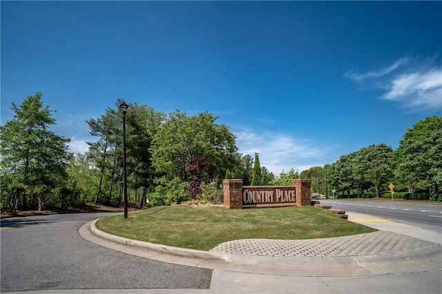 31 Country Place Ct, Alpharetta, GA 30005 - community / neighborhood sign featuring a lawn