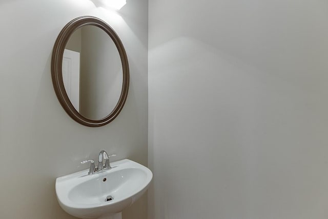7719 Copper Kettle Way, Flowery Branch, GA 30542 - bathroom featuring a sink
