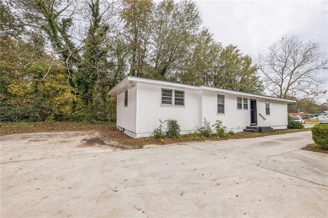 view of front of house