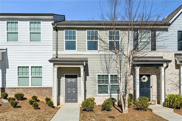 view of townhome / multi-family property