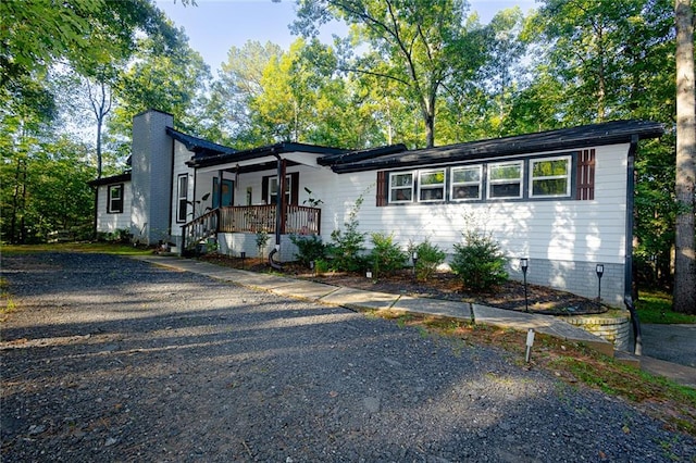 view of front facade featuring covered porch