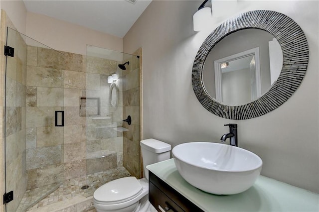 9440 Knollcrest Blvd, Alpharetta, GA 30022 - bathroom with a shower stall, toilet, and vanity