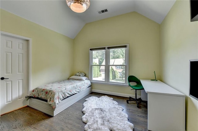 9440 Knollcrest Blvd, Alpharetta, GA 30022 - bedroom featuring vaulted ceiling and wood finished floors