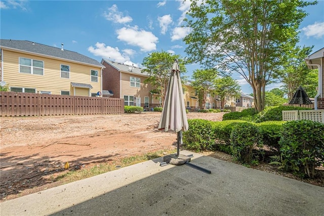 13943 Sunfish Bnd, Alpharetta, GA 30004 - view of yard featuring fence and a residential view