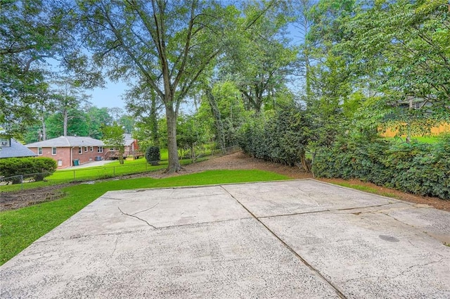 739 Pinehill Dr SE, Smyrna, GA 30080 - view of patio / terrace