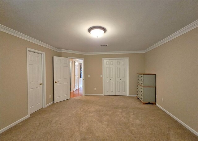 215 Settindown Ct, Roswell, GA 30075 - unfurnished bedroom with crown molding and carpet