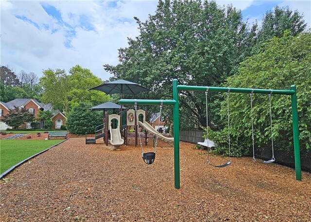 215 Settindown Ct, Roswell, GA 30075 - view of play area