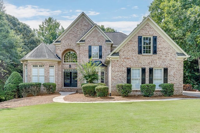 view of front of house with a front yard