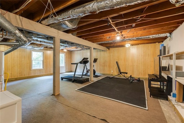 3707 Dunwoody Club Dr, Atlanta, GA 30350 - workout area with wooden walls