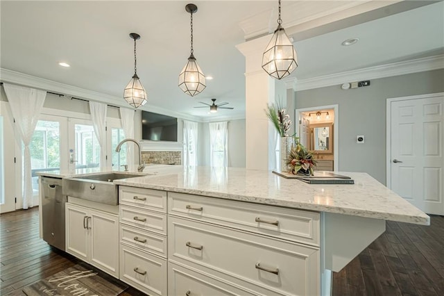 875 Soaring Cir, Marietta, GA 30062 - kitchen featuring crown molding, a ceiling fan, dishwasher, plenty of natural light, and dark wood-style floors