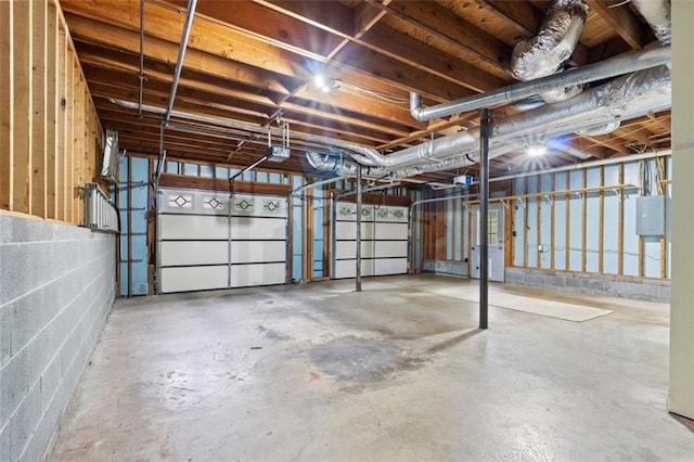 48 Saddle Field Cir NW, Cartersville, GA 30121 - garage featuring a garage door opener and electric panel