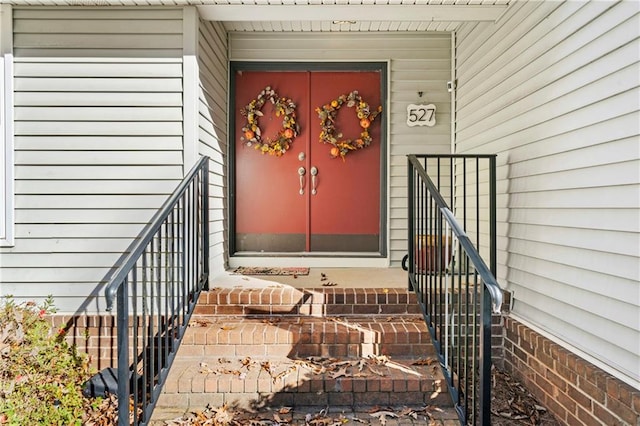 view of property entrance