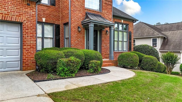 4963 Kingsbridge Ct, Powder Springs, GA 30127 - entrance to property with brick siding and a yard