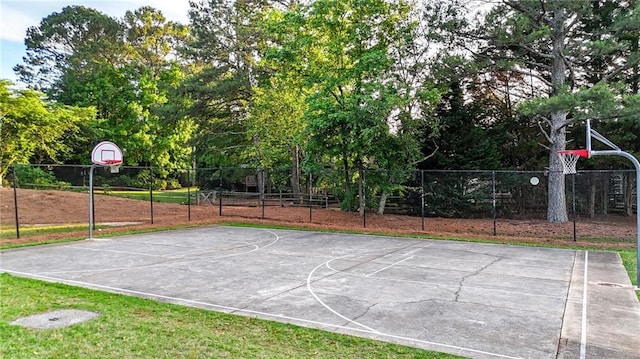 4963 Kingsbridge Ct, Powder Springs, GA 30127 - view of sport court with community basketball court