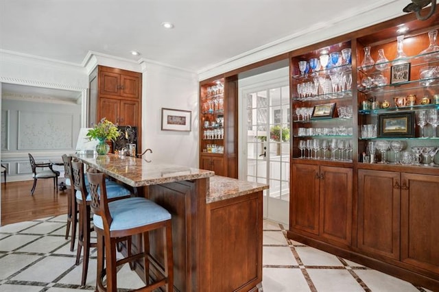 675 W Paces Ferry Rd NW Unit 11, Atlanta, GA 30327 - bar featuring wet bar, ornamental molding, and recessed lighting