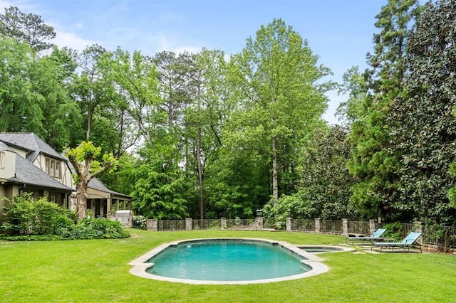 675 W Paces Ferry Rd NW Unit 11, Atlanta, GA 30327 - view of pool with a lawn, a fenced in pool, and fence