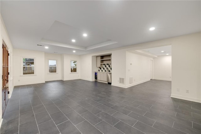 510 Northland Ridge Ct, Sandy Springs, GA 30342 - unfurnished living room featuring a tray ceiling and recessed lighting