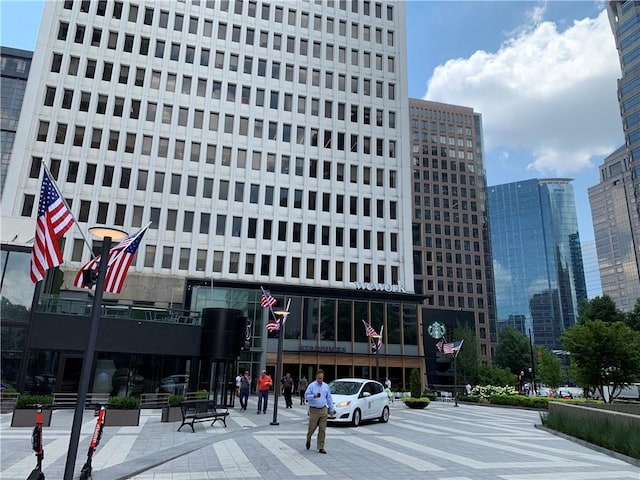 1080 Peachtree St NE Unit 1402, Atlanta, GA 30309 - view of building exterior featuring a city view