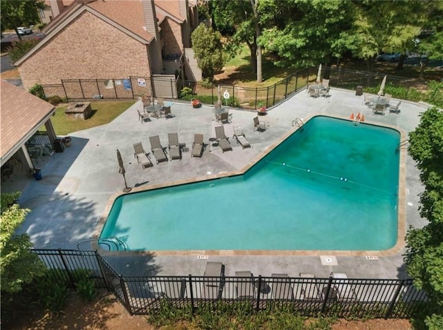3805 Stonewall Ter SE Unit 3805, Atlanta, GA 30339 - community pool featuring a patio area