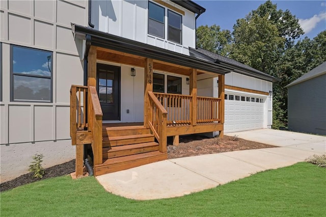 view of front of property with covered porch