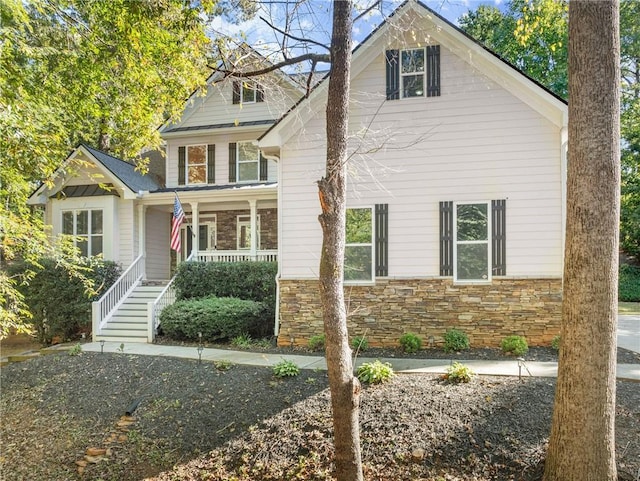 view of front of home featuring a porch